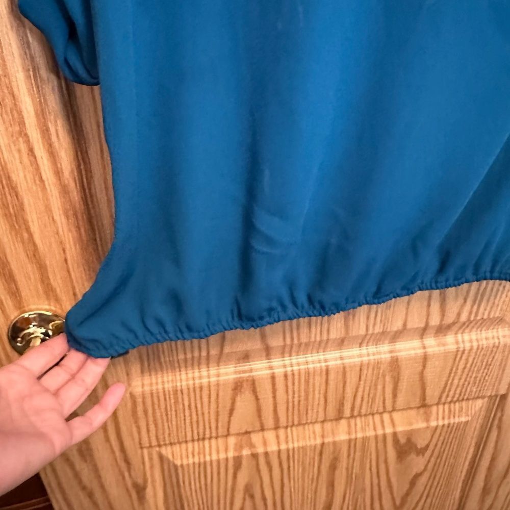 Teal Blouse - Picture 3 of 10